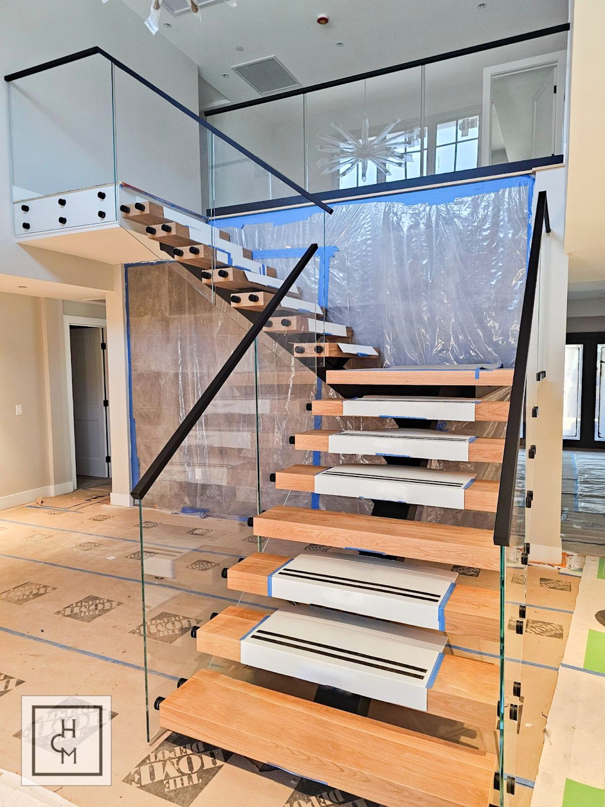 Frameless vs. Framed Glass Railings: Which Fits Your Stairs Best?